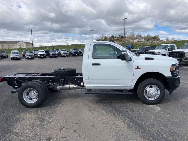 2024 RAM Ram 3500 Chassis Cab RAM 3500 TRADESMAN CHASSIS REGULAR CAB 4X4 60 CA 2024 RAM Ram 3500 Chassis Cab RAM 3500 TRADESMAN CHASSIS REGULAR CAB 4X4 60 CA