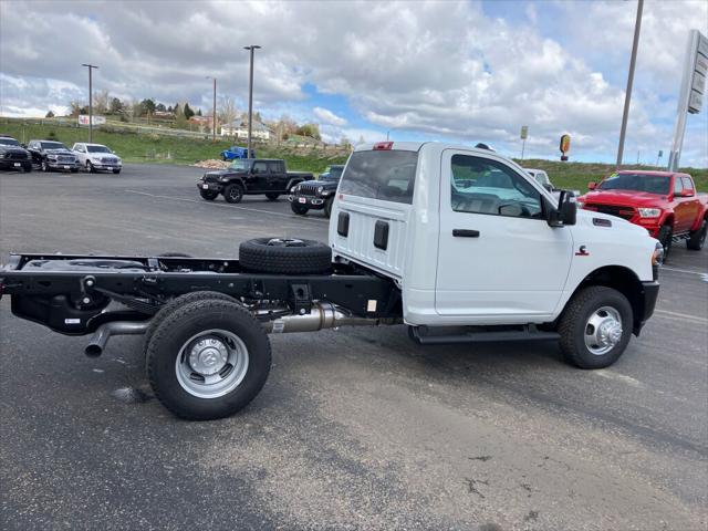 2024 RAM Ram 3500 Chassis Cab RAM 3500 TRADESMAN CHASSIS REGULAR CAB 4X4 60 CA 2024 RAM Ram 3500 Chassis Cab RAM 3500 TRADESMAN CHASSIS REGULAR CAB 4X4 60 CA