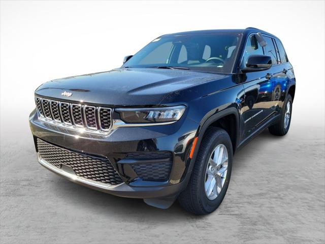 2024 Jeep Grand Cherokee GRAND CHEROKEE LAREDO X 4X4