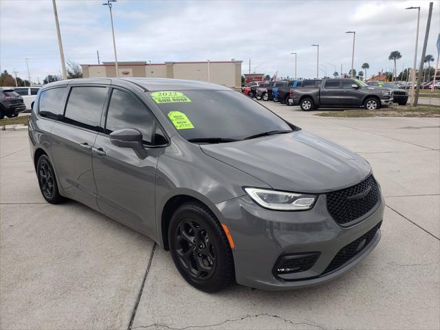 2022 Chrysler Pacifica Hybrid Limited 2022 Chrysler Pacifica Hybrid Limited