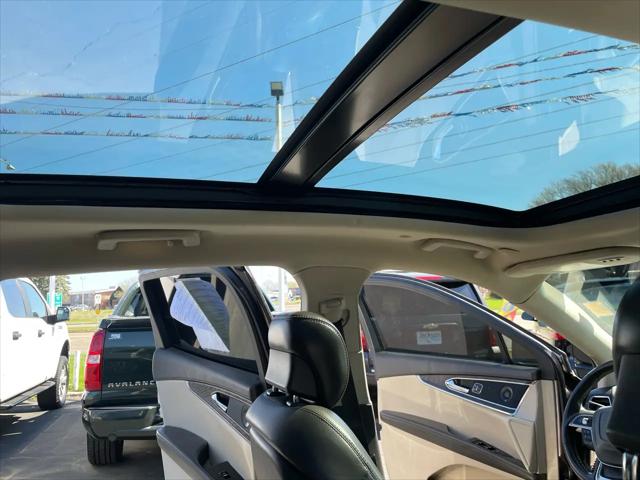 2019 Lincoln Nautilus Reserve