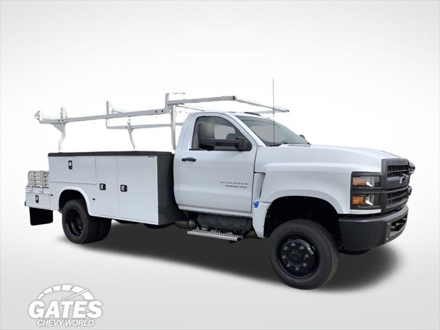 2024 Chevrolet Silverado 6500HD 1WT for sale in Mishawaka, IN