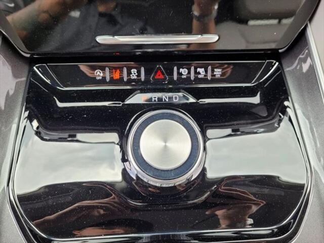 2024 Jeep Wagoneer Series I 4x2