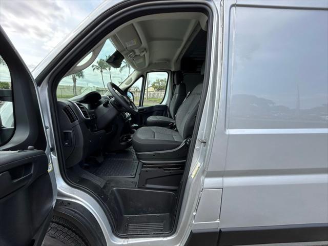 2024 RAM Ram ProMaster RAM PROMASTER 1500 SLT CARGO VAN LOW ROOF 136 WB