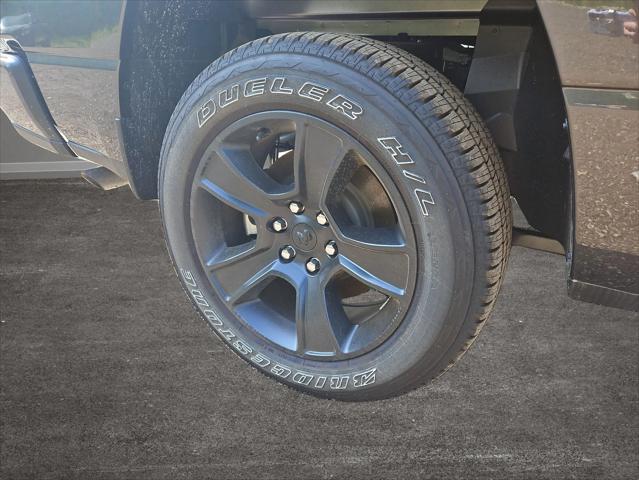 2024 Ram 1500 Big Horn Crew Cab 4x4 5'7" Box