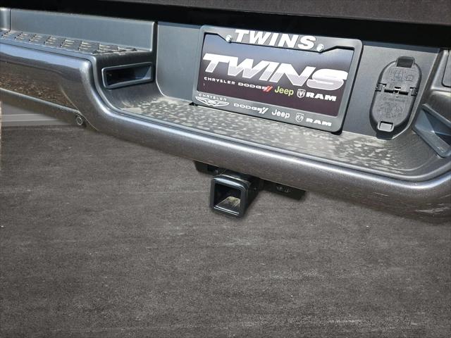 2024 Ram 1500 Big Horn Crew Cab 4x4 5'7" Box