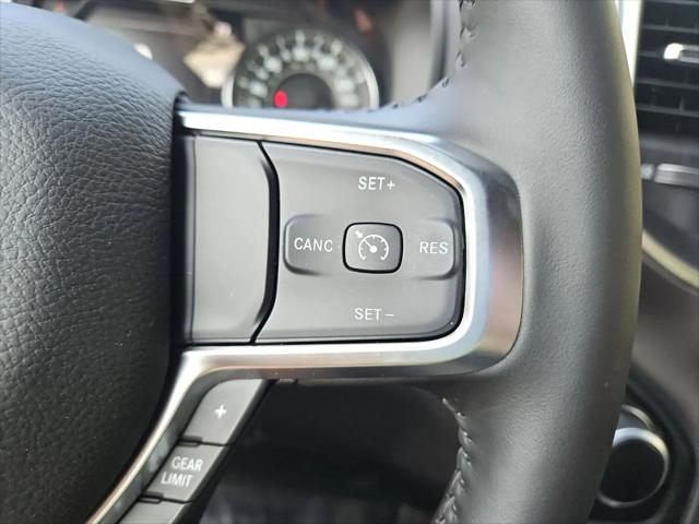 2024 Ram 1500 Big Horn Crew Cab 4x4 5'7" Box