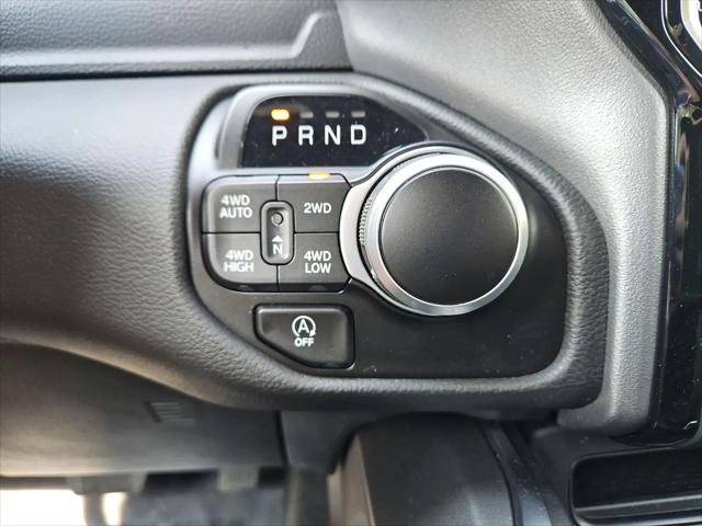 2024 Ram 1500 Big Horn Crew Cab 4x4 5'7" Box