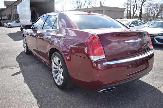 2018 Chrysler 300 Limited