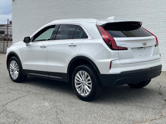 2024 Cadillac XT4 FWD Luxury