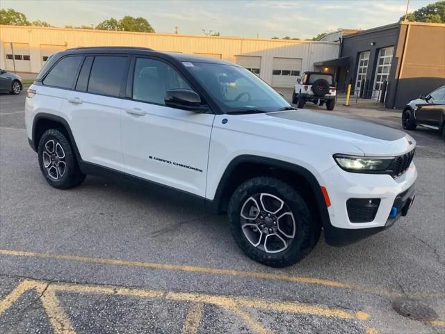 2024 Jeep Grand Cherokee Trailhawk