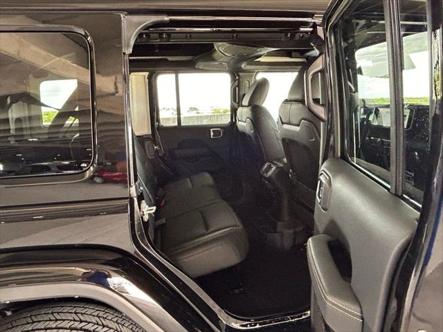 2024 Jeep Wrangler WRANGLER 4-DOOR SAHARA