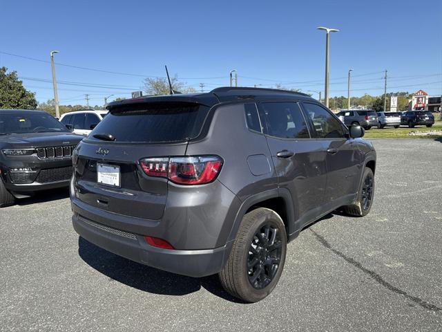 2024 Jeep Compass COMPASS LATITUDE 4X4