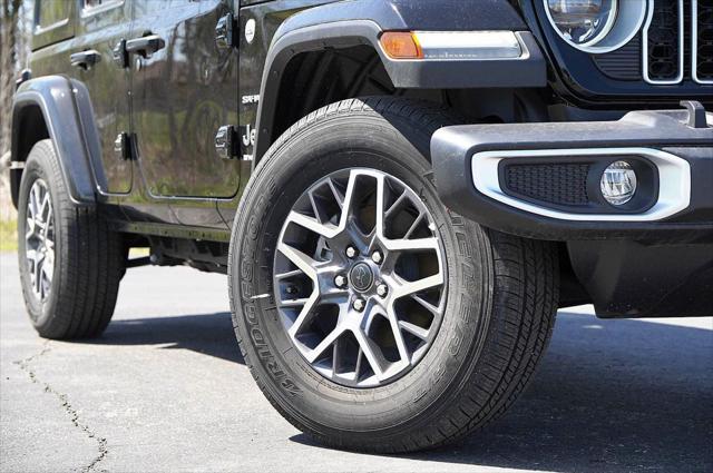2024 Jeep Wrangler WRANGLER 4-DOOR SAHARA