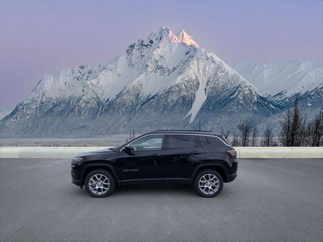 2024 Jeep Compass COMPASS LATITUDE LUX 4X4