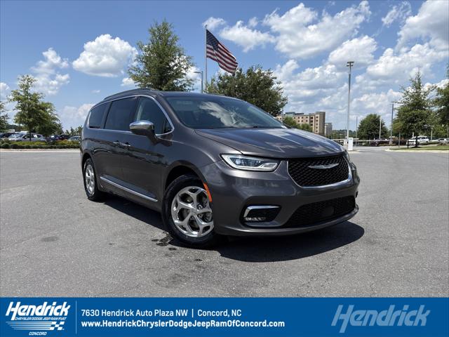 2022 Chrysler Pacifica Limited for sale in Concord, NC
