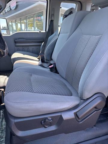 2012 Ford F-350 XL 4x4 4dr SuperCab 8 ft. LB SRW Pickup