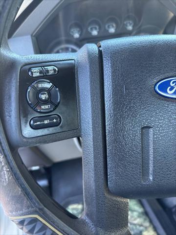 2012 Ford F-350 XL 4x4 4dr SuperCab 8 ft. LB SRW Pickup