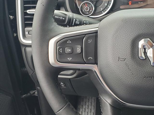 2025 RAM Ram 1500 RAM 1500 BIG HORN CREW CAB 4X4 57 BOX