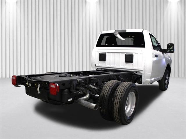 2024 RAM Ram 3500 Chassis Cab RAM 3500 TRADESMAN CHASSIS REGULAR CAB 4X4 60 CA