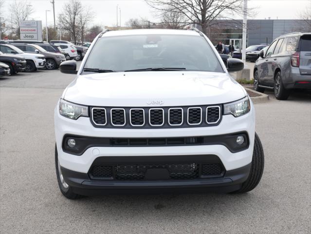 2024 Jeep Compass COMPASS LATITUDE 4X4