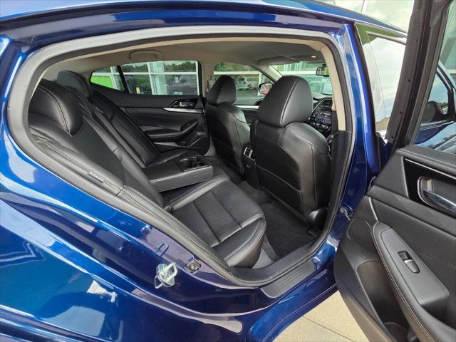 2023 Nissan Maxima SV Xtronic CVT