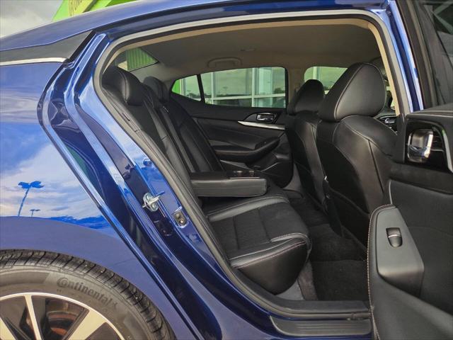 2023 Nissan Maxima SV Xtronic CVT