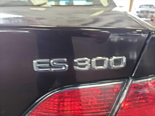 2002 Lexus ES 300 300