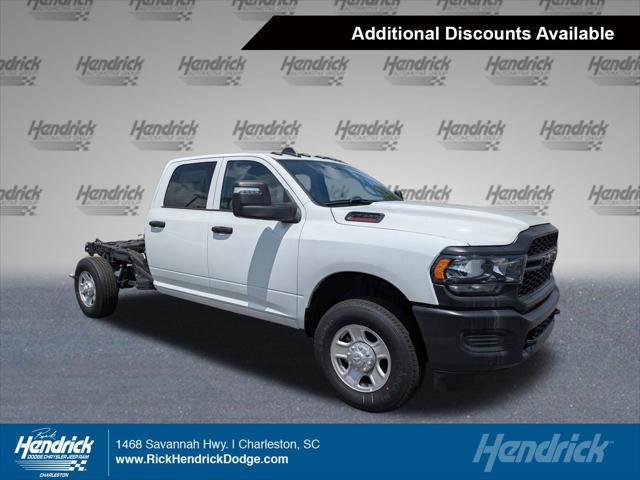 2024 RAM Ram 2500 RAM 2500 TRADESMAN CREW CAB 4X4 8 BOX