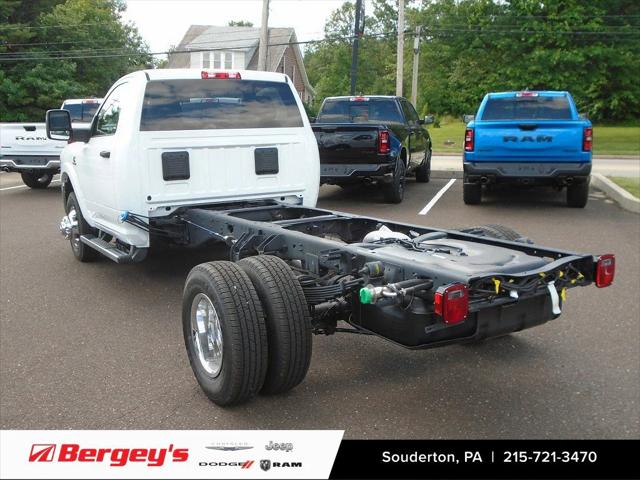 2024 RAM Ram 3500 Chassis Cab RAM 3500 TRADESMAN CHASSIS REGULAR CAB 4X4 84 CA