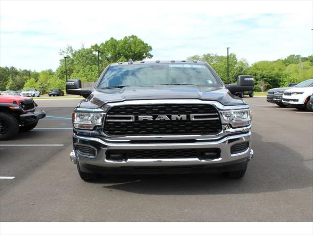 2024 RAM Ram 3500 RAM 3500 TRADESMAN CREW CAB 4X4 8 BOX
