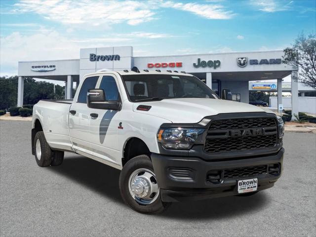 2024 RAM Ram 3500 RAM 3500 TRADESMAN CREW CAB 4X4 8 BOX