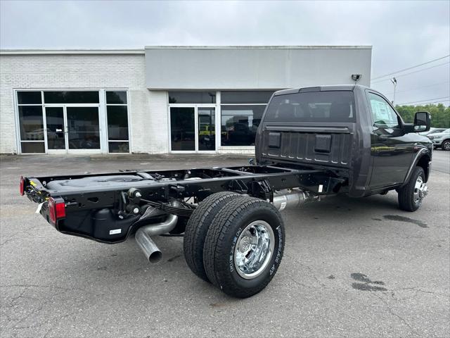 2024 RAM Ram 3500 Chassis Cab RAM 3500 TRADESMAN CHASSIS REGULAR CAB 4X4 84 CA