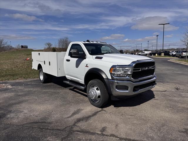 2024 RAM Ram 5500 Chassis Cab RAM 5500 TRADESMAN CHASSIS REGULAR CAB 4X2 84 CA