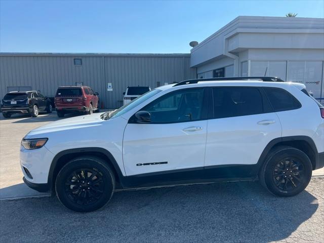 2023 Jeep Cherokee Altitude Lux 4x4