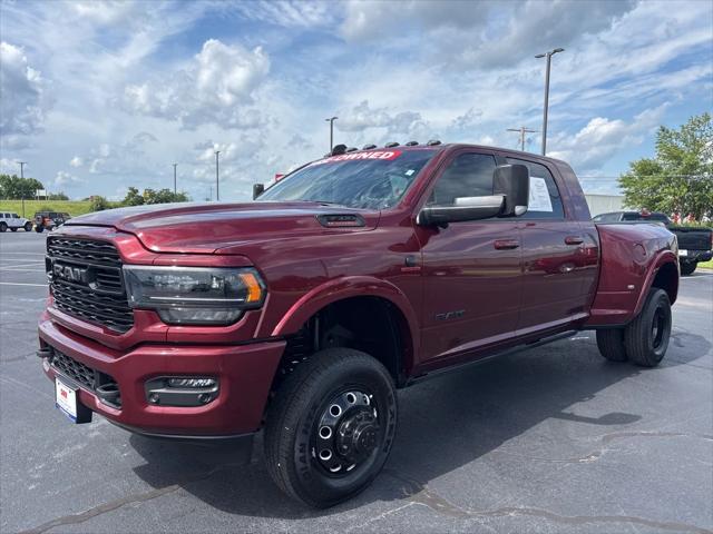 2022 RAM 3500 Limited Mega Cab 4x4 64 Box
