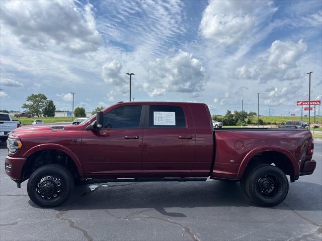 2022 RAM 3500 Limited Mega Cab 4x4 64 Box