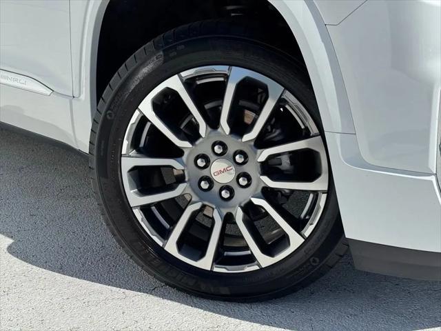 2023 GMC Acadia AWD Denali