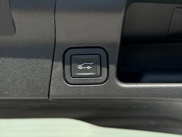 2023 GMC Acadia AWD Denali