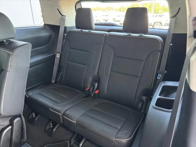 2023 GMC Acadia AWD Denali