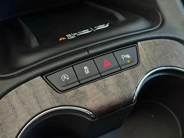 2023 GMC Acadia AWD Denali