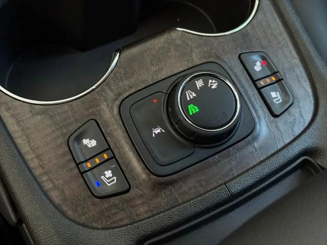 2023 GMC Acadia AWD Denali