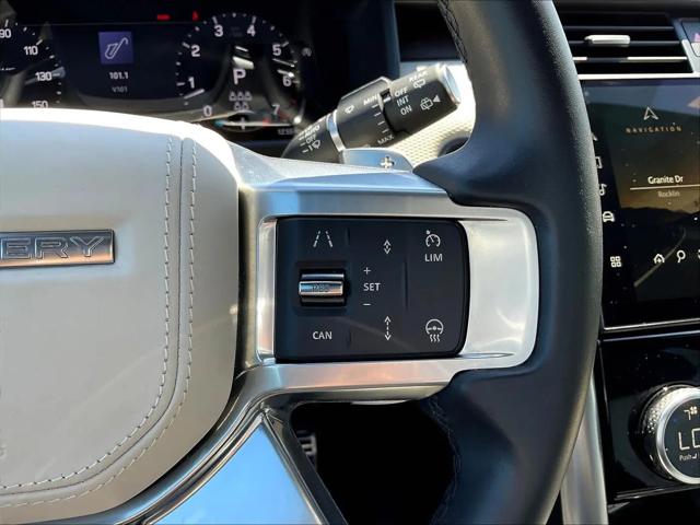 2023 Land Rover Discovery P360 HSE R-Dynamic
