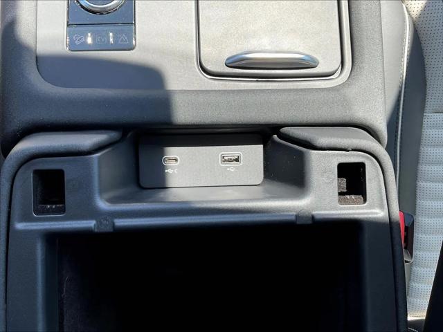 2023 Land Rover Discovery P360 HSE R-Dynamic