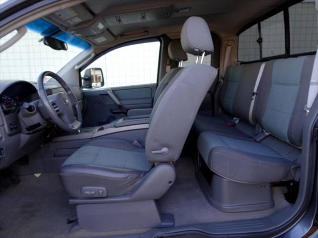 2005 Nissan Titan SE