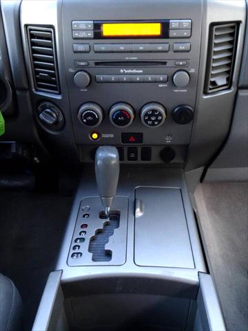 2005 Nissan Titan SE
