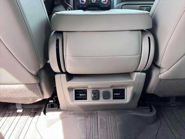 2021 GMC Sierra 2500HD 4WD Crew Cab Standard Bed SLT