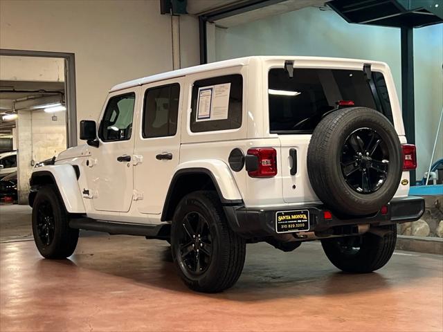 2020 Jeep Wrangler Unlimited Sahara Altitude 4X4