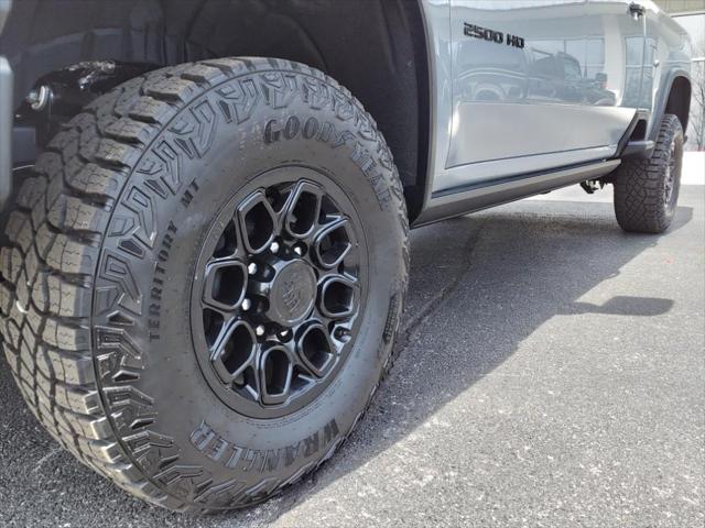 2024 Chevrolet Silverado 2500HD 4WD Crew Cab Standard Bed ZR2