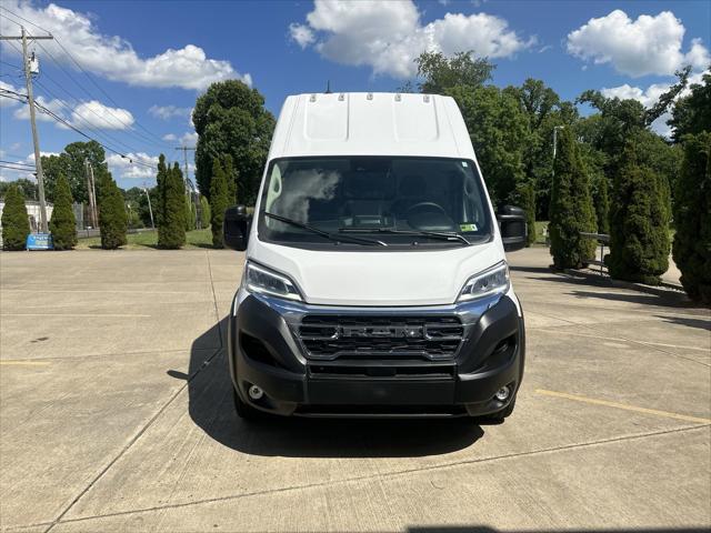 2024 RAM Ram ProMaster RAM PROMASTER 3500 SLT CARGO VAN SUPER HIGH ROOF 159 WB EXT 2024 RAM Ram ProMaster RAM PROMASTER 3500 SLT CARGO VAN SUPER HIGH ROOF 159 WB EXT